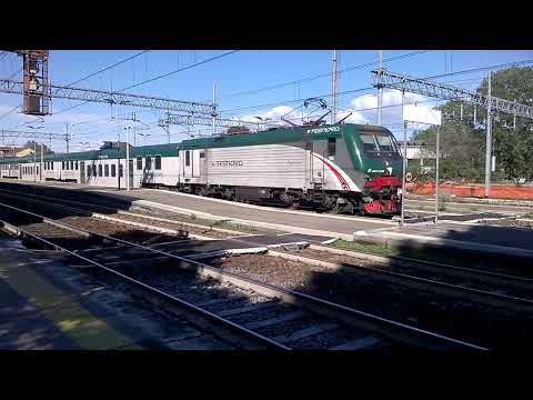 E464 326+8 piano ribassato Trenord - Monza 28/04/2017