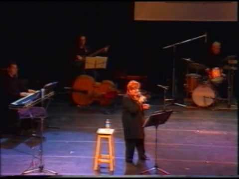 Der Rebe  hot  geheysn( en vivo)