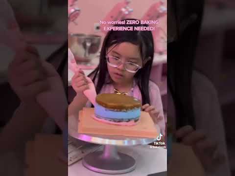 bake a cake little kid a pro