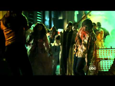 Castle 4x22 "Undead Again"  Castle & Beckett Attack by Zombies (HD/CC)