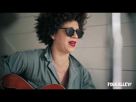 Folk Alley Sessions at 30A: Chastity Brown - "Curiosity"