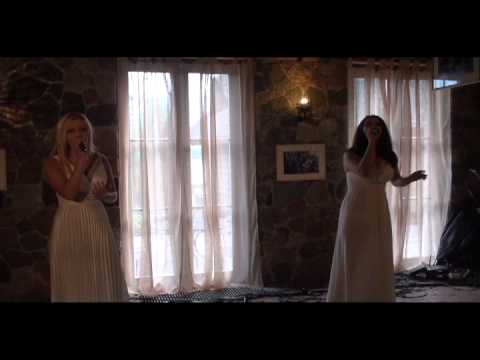 Greta Artjuhova ir Karolina Žibkutė - Himnas meilei. (Trakai)