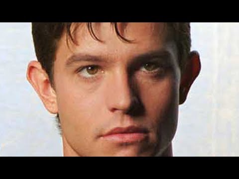 What The Cast Of Roswell Looks Like Now