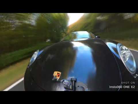 Insta360 One X2 Porsche 997 Carrera 4 Cabrio