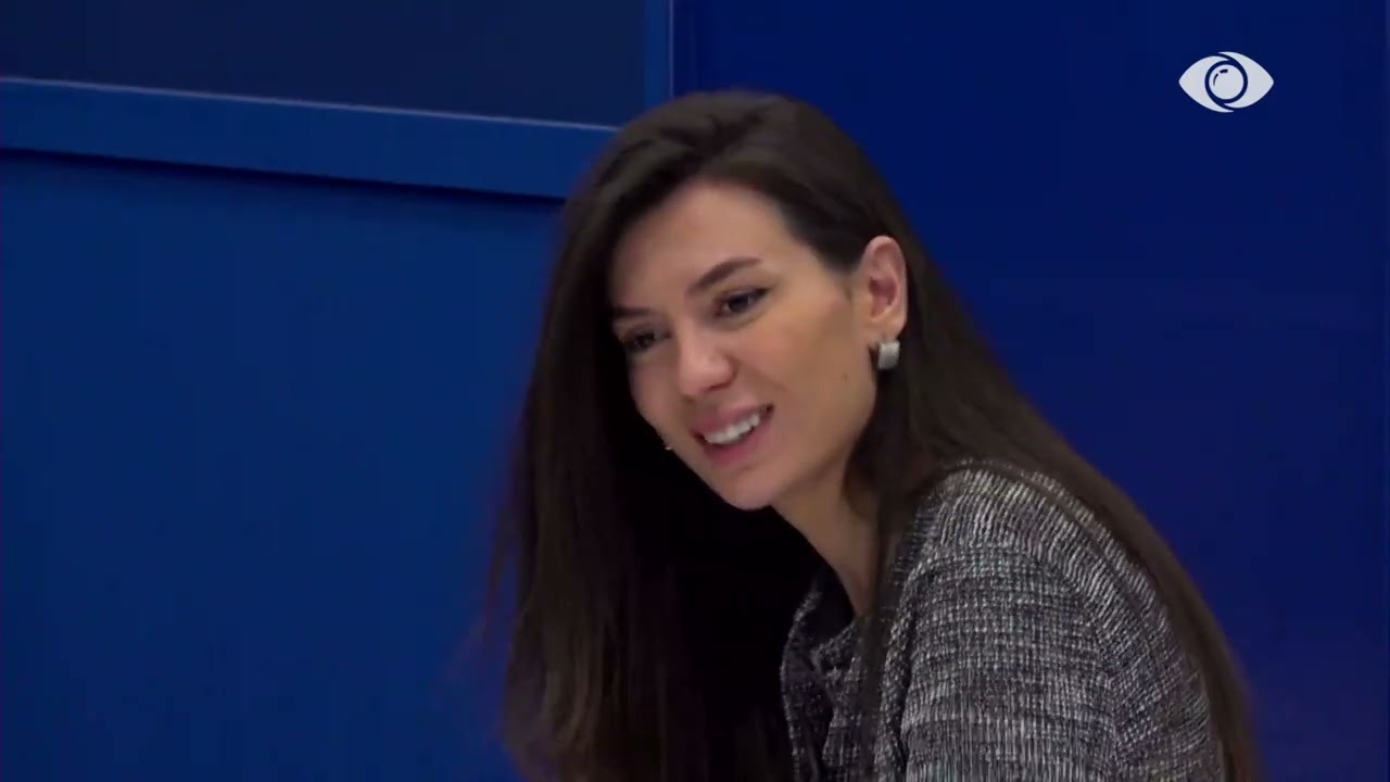 “Pse thua e ka kthyer publiku…”/Loredana bisedon me Olën: Për të parë situatën tuaj…