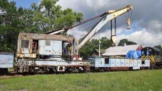 preview picture of video 'D&H Big Hook Wreck Crane Part 2'