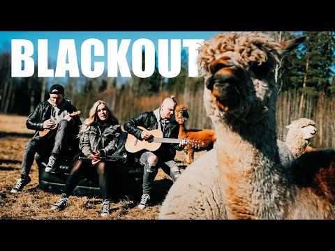 Sofie Svensson & Dom Där - BLACKOUT (Official video)