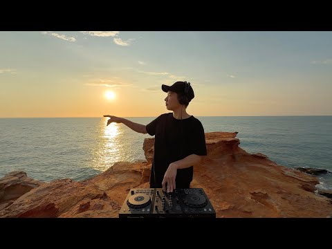 melodic sunset mix (Ben Böhmer, Sultan + Shepard, Nora En Pure, Jan Blomqvist)