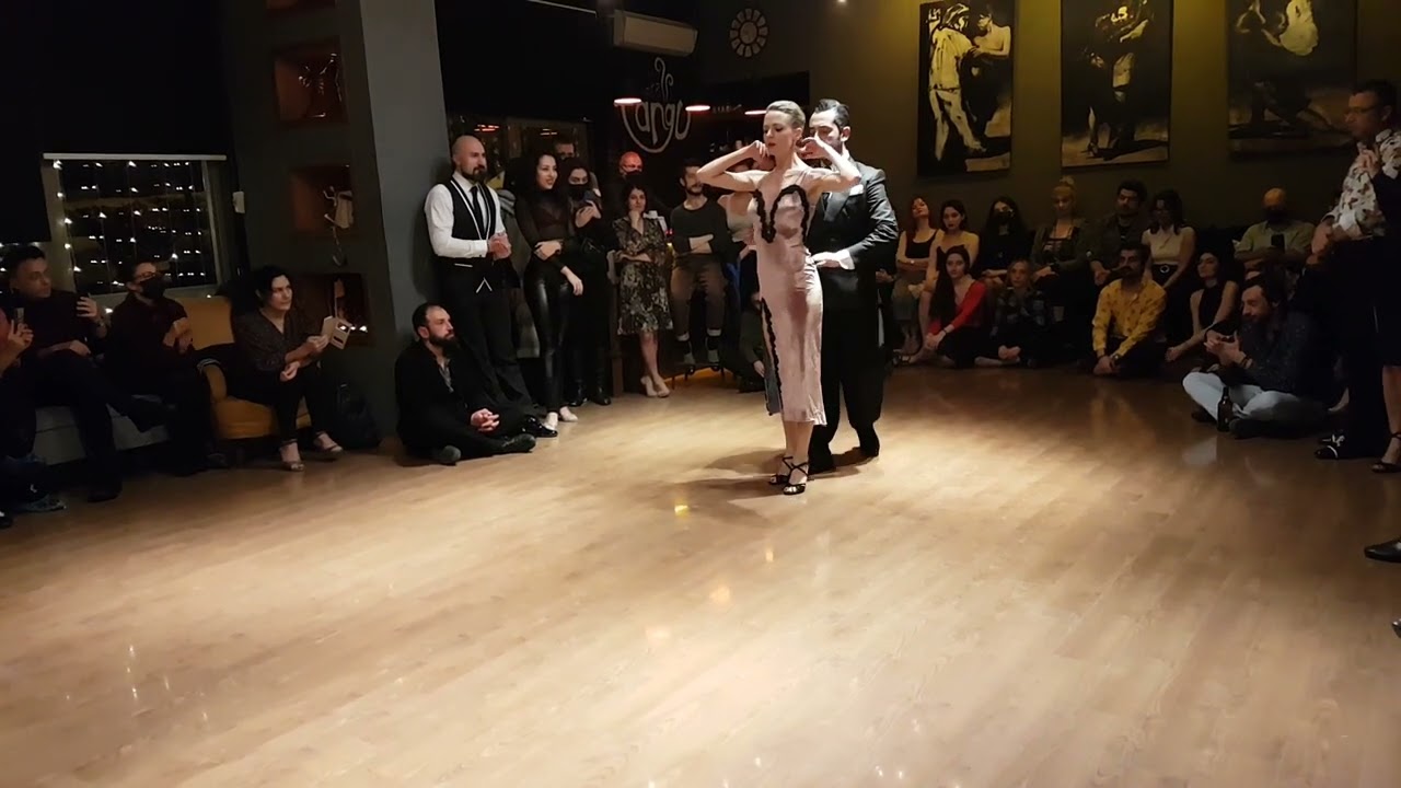 2022 01 23 Anna Rubinchik & Selahattin Temurçin 1/4 @ Akademi Tango