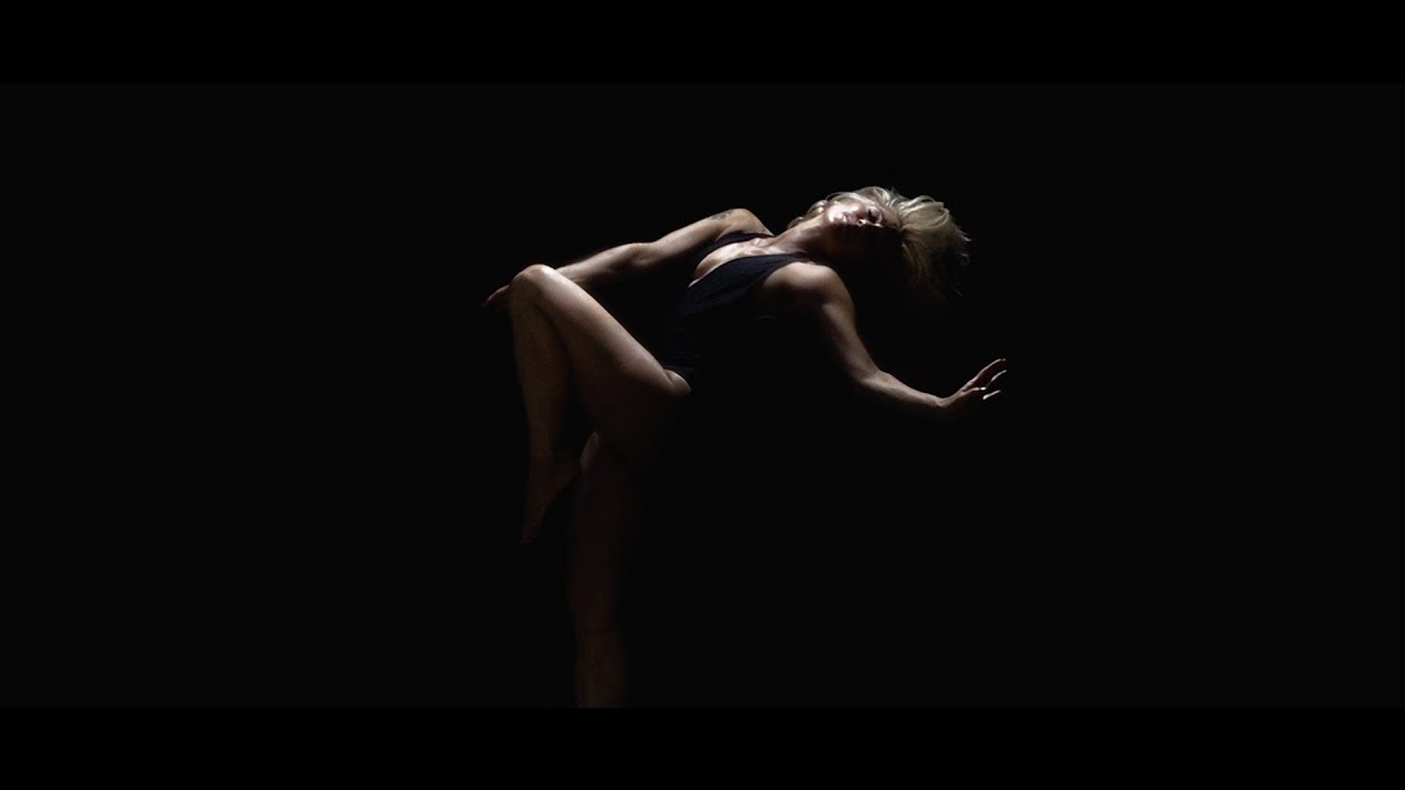 Cosmic Gate & Jes — Fall Into You