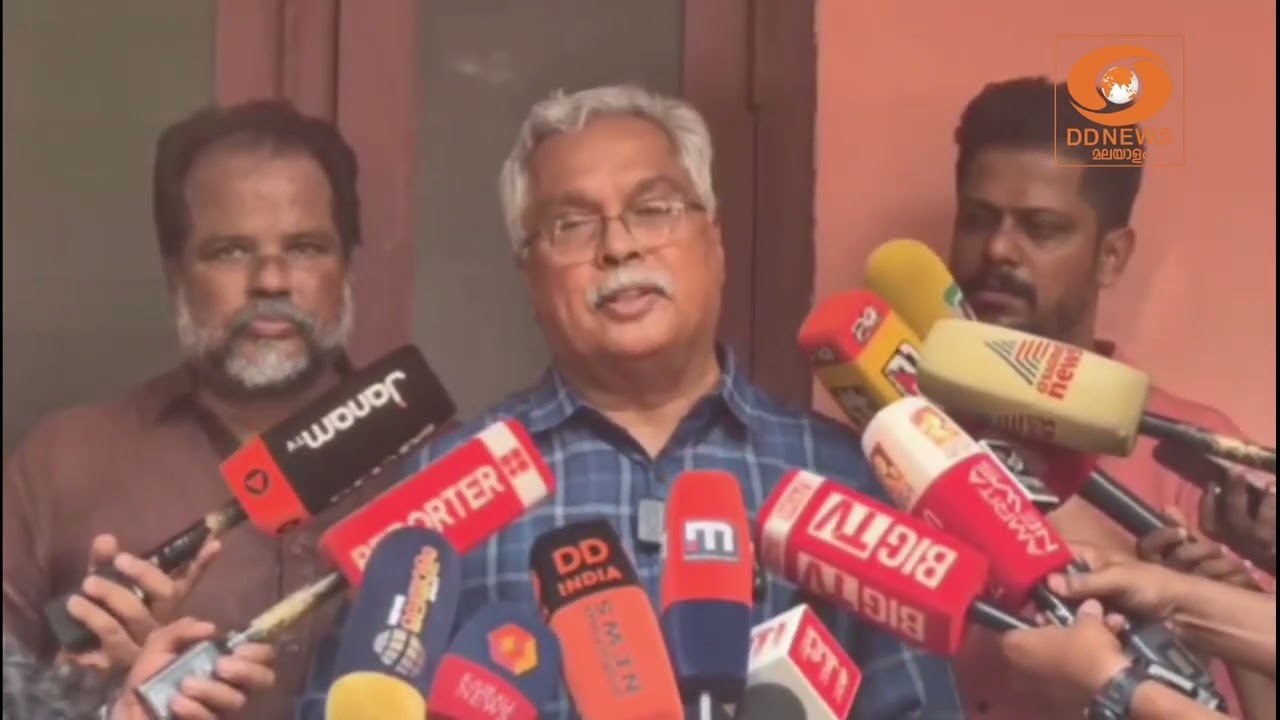 സ്ത്രീ സംവരണ ബില്ലിനെക്കുറിച്ച് പറഞ്ഞ് ബി ജെ പി പരി?