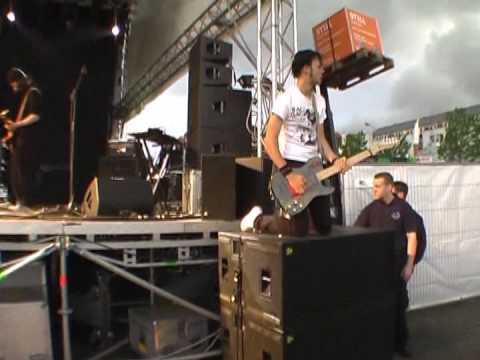 UNWETTER auf dem Hafengeburtstag 2009 - SIXXXTEN spielen "Dinner für Spinner" - 08.05.09 Hamburg