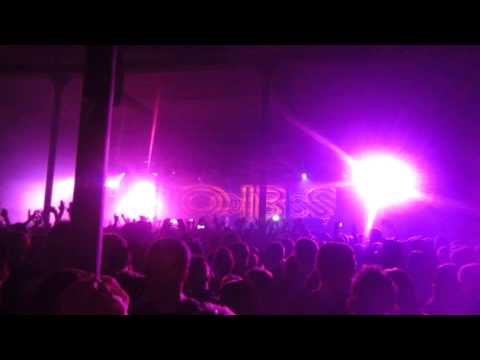 Ostblockschlampen spielen Tujamo & Plastik Funk - Who @ Liquid Sunday Part 9.0 (31-03-2013)