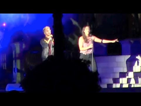 Angie Keilhauer, Jordan Fisher perform "Happily Ever After" theme live at Walt Disney World