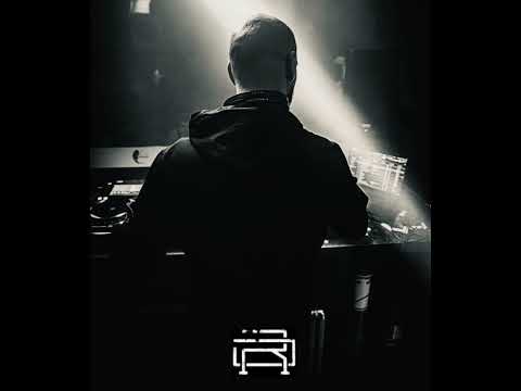 Ron Darst @ Zoo Club (15.11.25) - Club Spirit