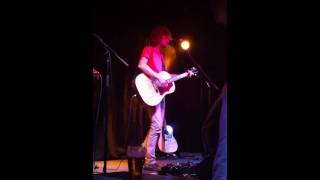 Poised and Ready Brendan Benson Spirit Store.MOV