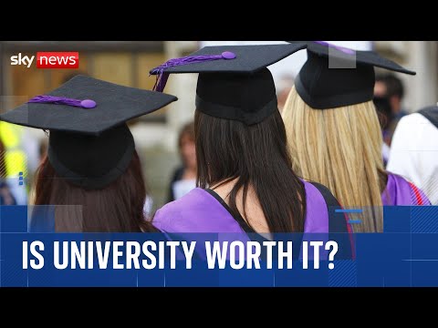 上大學已今非昔比，全世界學生們面臨著截然不同的問題 (Going to university is not what it once was and students face a very different question)