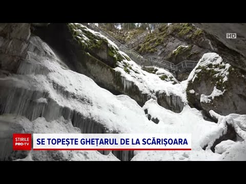 Ghețarul de la Scărișoara, printre cei mai mari din lume, se topește într-un ritm accelerat