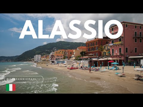 Discovering Alassio : Italy’s Most Relaxing Beach Town 🇮🇹☀️