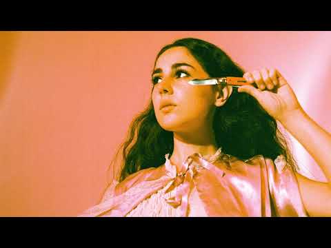 Video thumbnail for Elephant