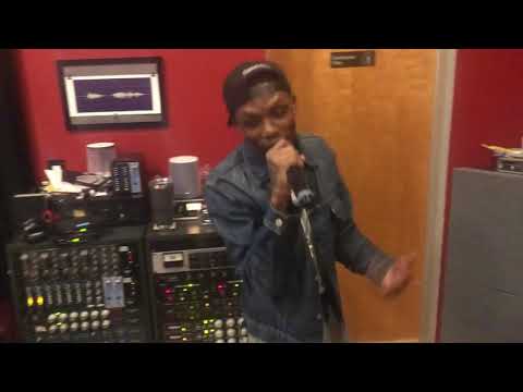 Cash Santana performance For Atlantics Records