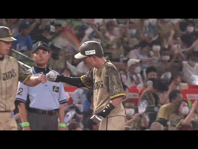 【4回裏】キャプテンの一打!! ライオンズ・源田壮亮 1点を返すライトへのタイムリー3ベースヒット!! 2022年8月2日 埼玉西武ライオンズ 対 オリックス・バファローズ