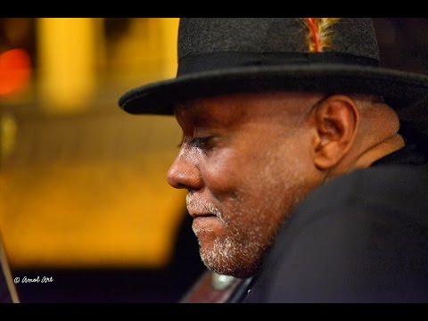 Carlos Johnson in Chicago 2015