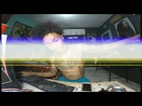 BABY INTERNET REAGINDO A MÚSICA DO ORUAM