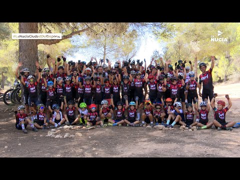 El III Campus de Carlos Coloma reúne a 65 bikers de toda España