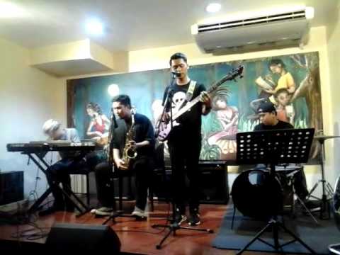 Three Legged Men - Traveler (LIVE @ Handuraw Mango)