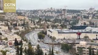 Israel lanza ataques contra infraestructuras iraníes mientras Irán ataca el centro de Israel