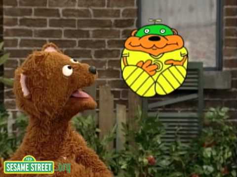 Sesame Street: Shapes with Hero Guy and Baby Bear