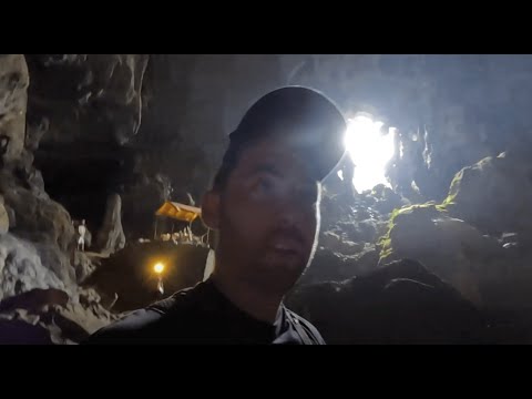 Aventurando-se na Caverna Phu Kham Vang Vieng, Laos 🇱🇦