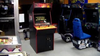 Namco's Tekken Tag Tournament Arcade Game!  Artwork overview, cool game!
