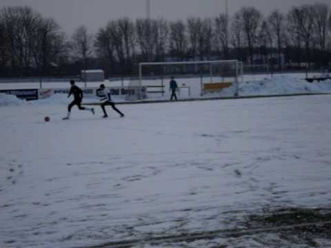 BESØG AF DBU HOS U 14 DRENGE   9-2 2010