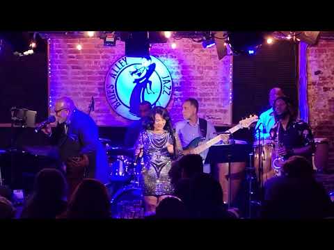 Jazzy Blu singing "Blue Sunset" at Blues Alley in Washington DC.