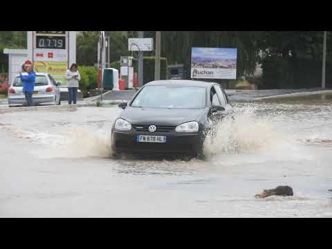 Route inondée à Brives Charensac
