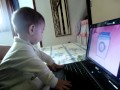 Lavynea Assistindo Pombinha Branca