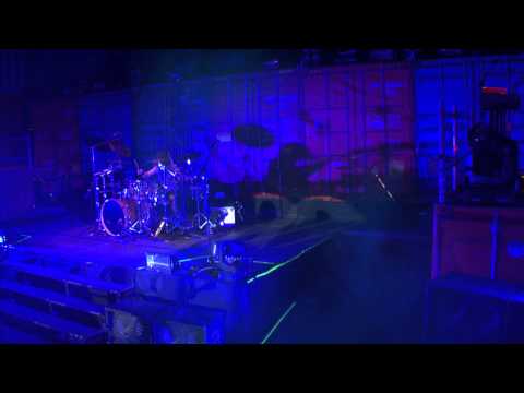 Videoclip inédito del tema "Salir" de Extremoduro