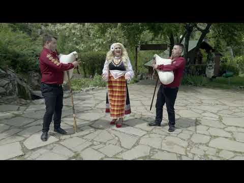 Тони Войводова и гайдарите на Родопско настроение - Дощерьо моя майчина | Toni Voyvodova