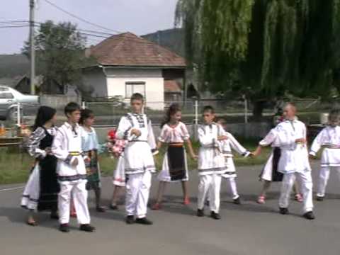 06 REALITATEA TV - traditii floclorice - DANSURI POPULARE-  Sanmartinu de Campie -Mures