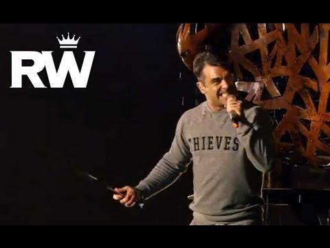 Robbie Williams | 'Come Undone' Rehearsal | Take The Crown Stadium Tour 2013 Presented by Samsung