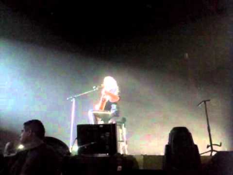 150927 Queen - Love of my Life