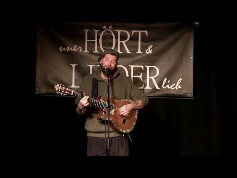 Hisztory: Der Tag, an dem Léon der kleinen Mathilda - live im Club Voltaire