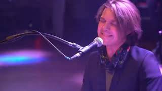 Music video thumbnail preview for Hanson - A Wonderful Christmas Time - full music video (stereo) by Hanson