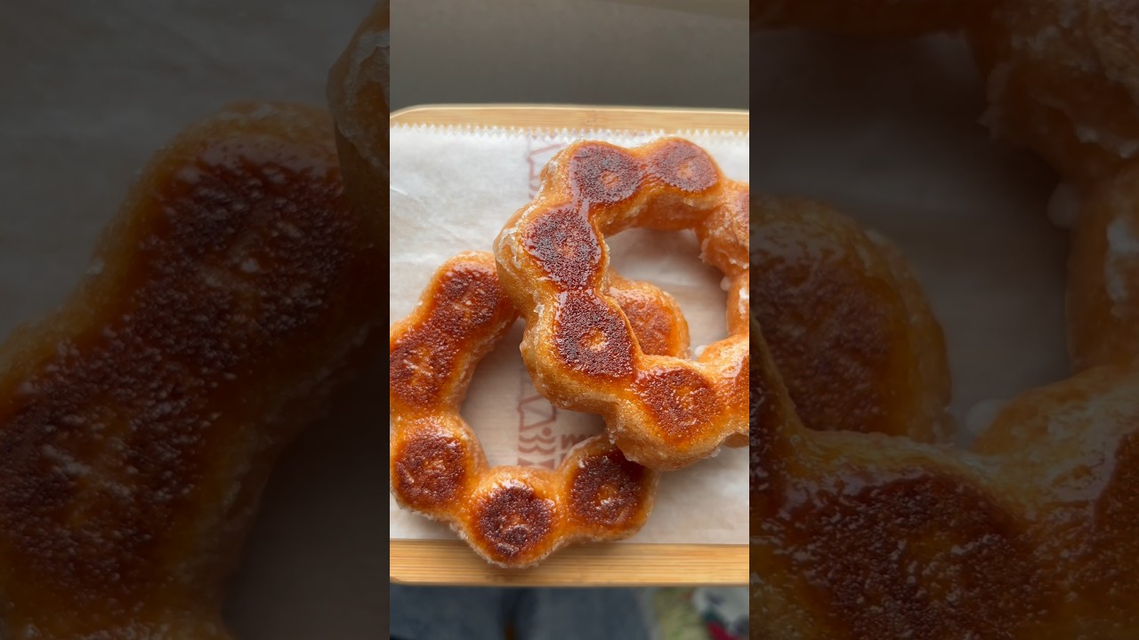 Baked Pon De Ring✨ Crispy and sticky!! #Easy to make😽 #yummy #donuts#焼きポンデ