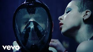 Sueños Húmedos Lyrics English Translation