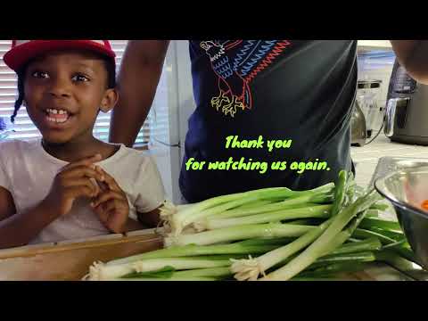 Daddy and daughter cook Legume Fey/ Spinach JamHaitian version