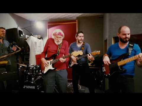 Pierre Richard se lache sur Sultans Of Swing chez Telegraph Road!