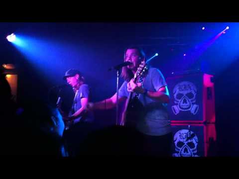 'Guardian Angel' - Red Jumpsuit Apparatus - Live at Ollie's / Revolution
